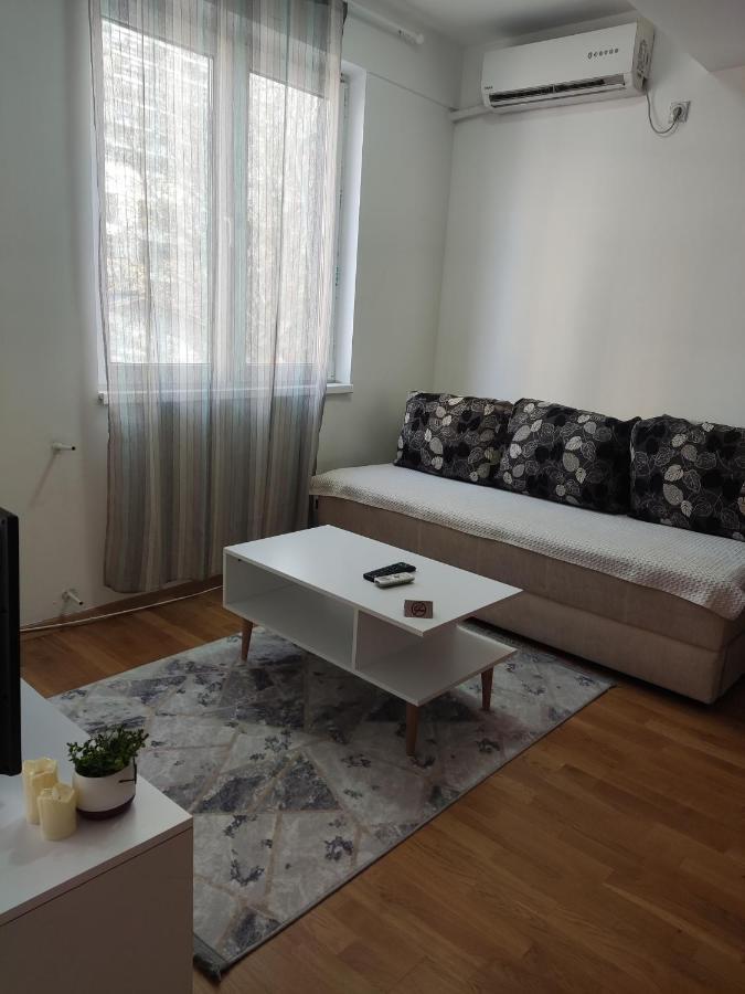 Sarah - City Apartment Skopje Eksteriør billede
